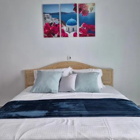 Thalia, On The Malaki