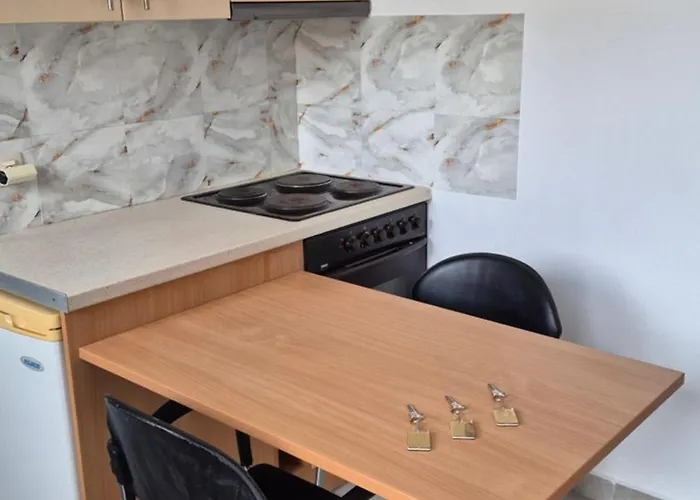 Thalia, On The Apartment Malaki